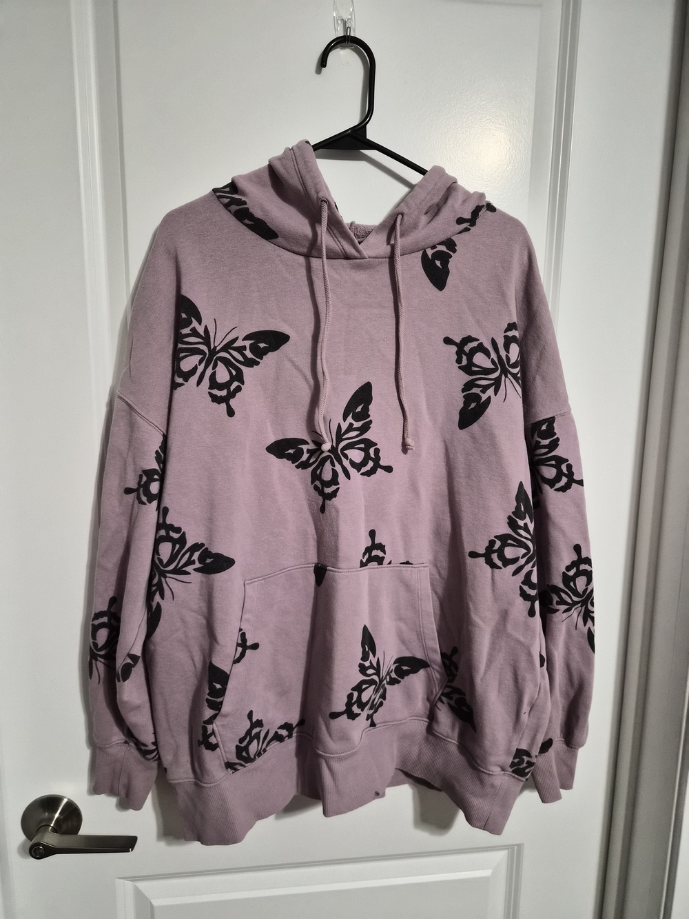 Butterfly Print Lavender Hoodie Pullover